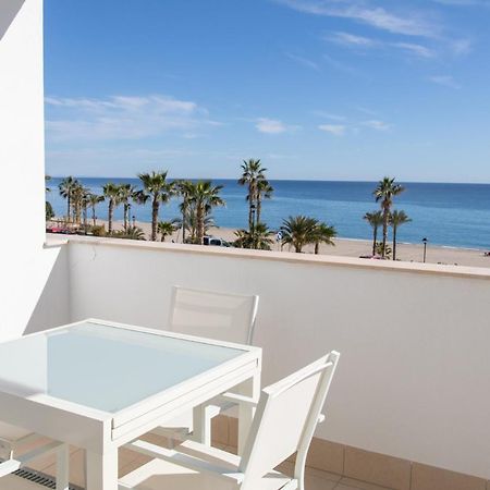 Precioso Apartamento Frente A La Playa Con Piscina 모야카 외부 사진