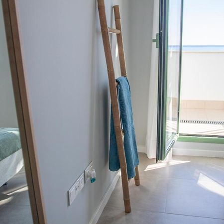 Precioso Apartamento Frente A La Playa Con Piscina 모야카 외부 사진