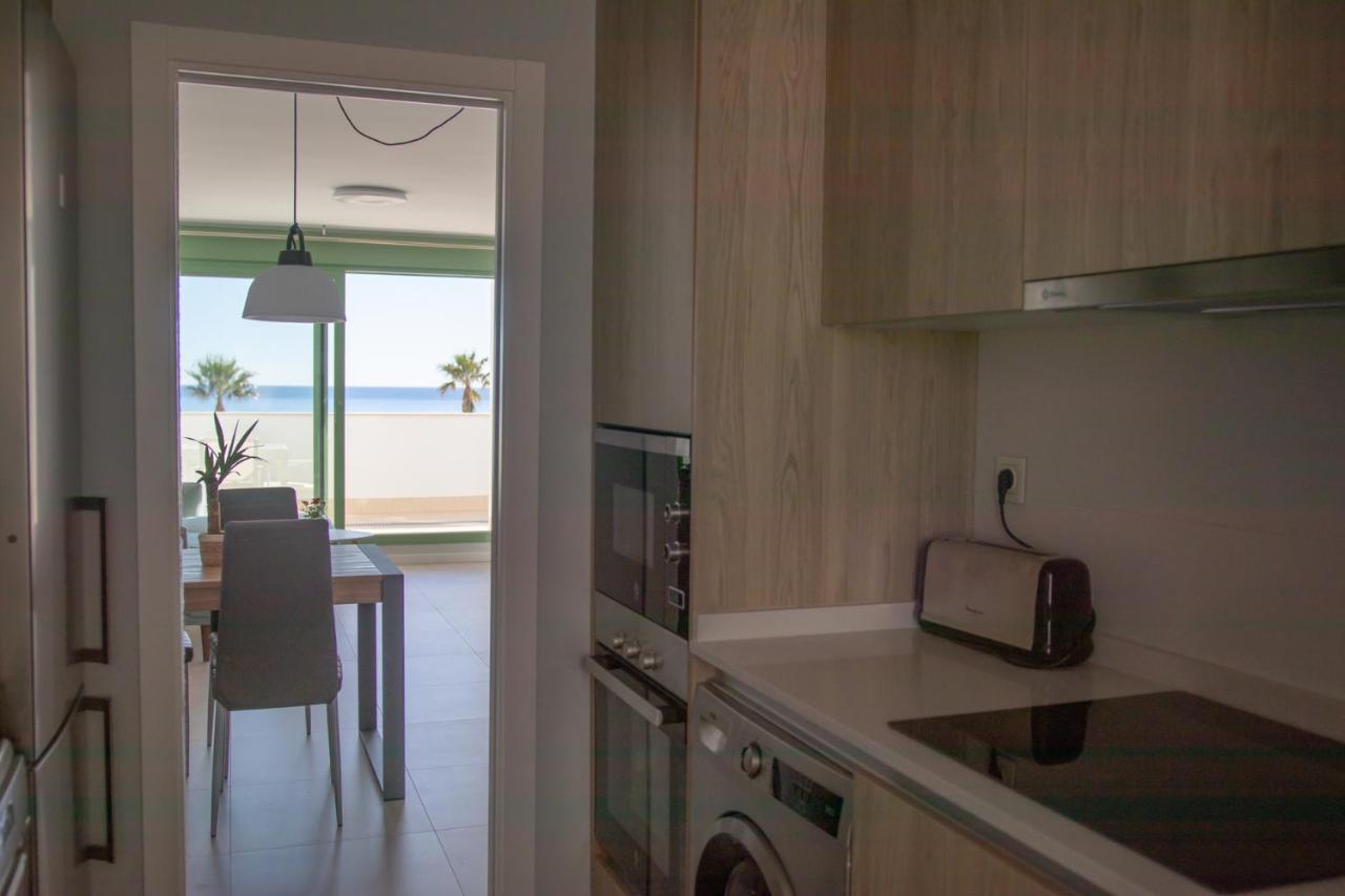 Precioso Apartamento Frente A La Playa Con Piscina 모야카 외부 사진