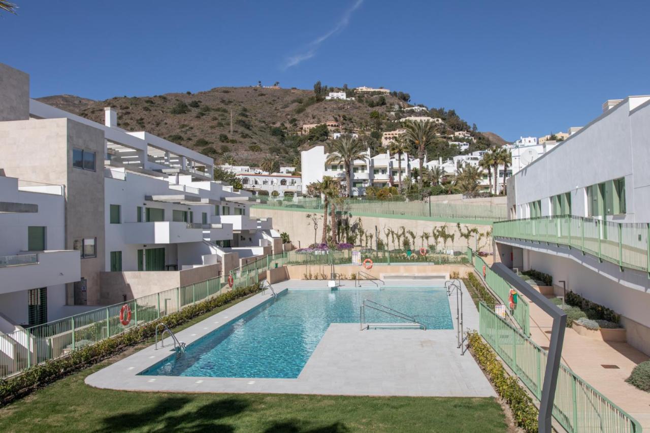 Precioso Apartamento Frente A La Playa Con Piscina 모야카 외부 사진