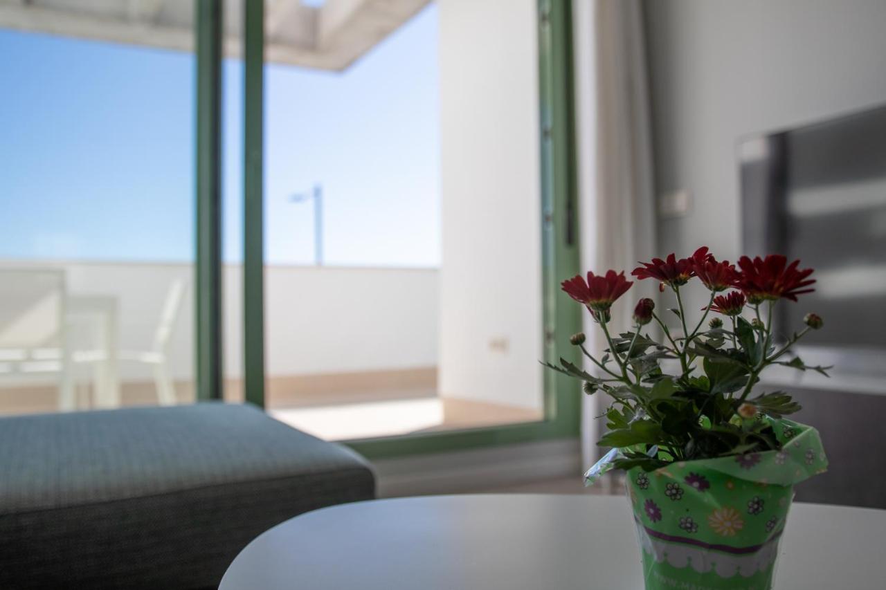 Precioso Apartamento Frente A La Playa Con Piscina 모야카 외부 사진