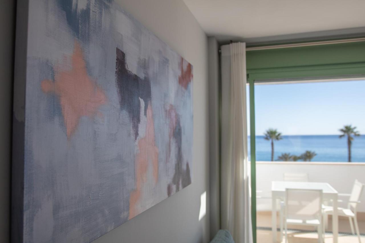 Precioso Apartamento Frente A La Playa Con Piscina 모야카 외부 사진