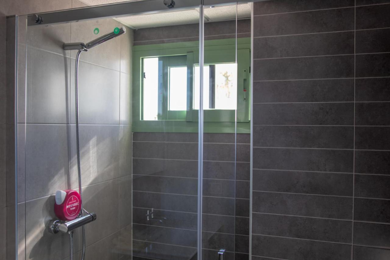 Precioso Apartamento Frente A La Playa Con Piscina 모야카 외부 사진