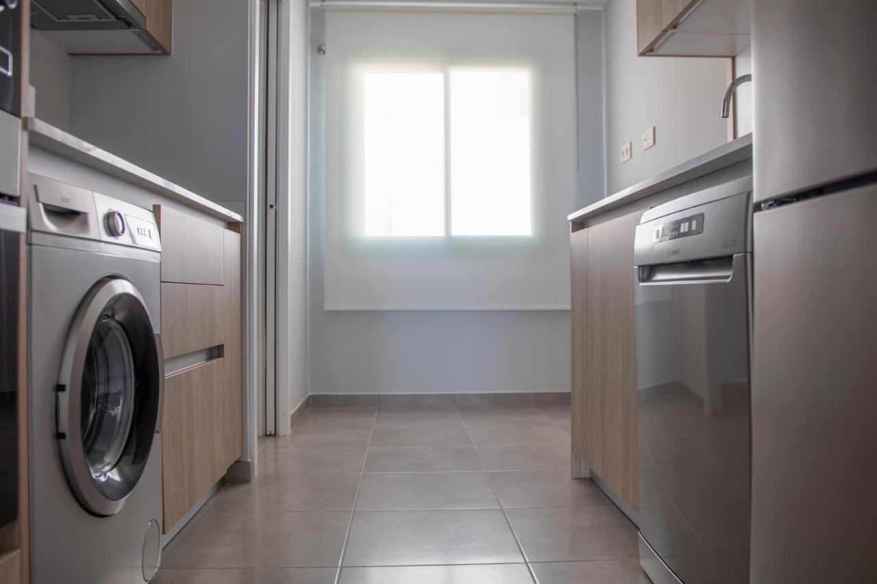 Precioso Apartamento Frente A La Playa Con Piscina 모야카 외부 사진
