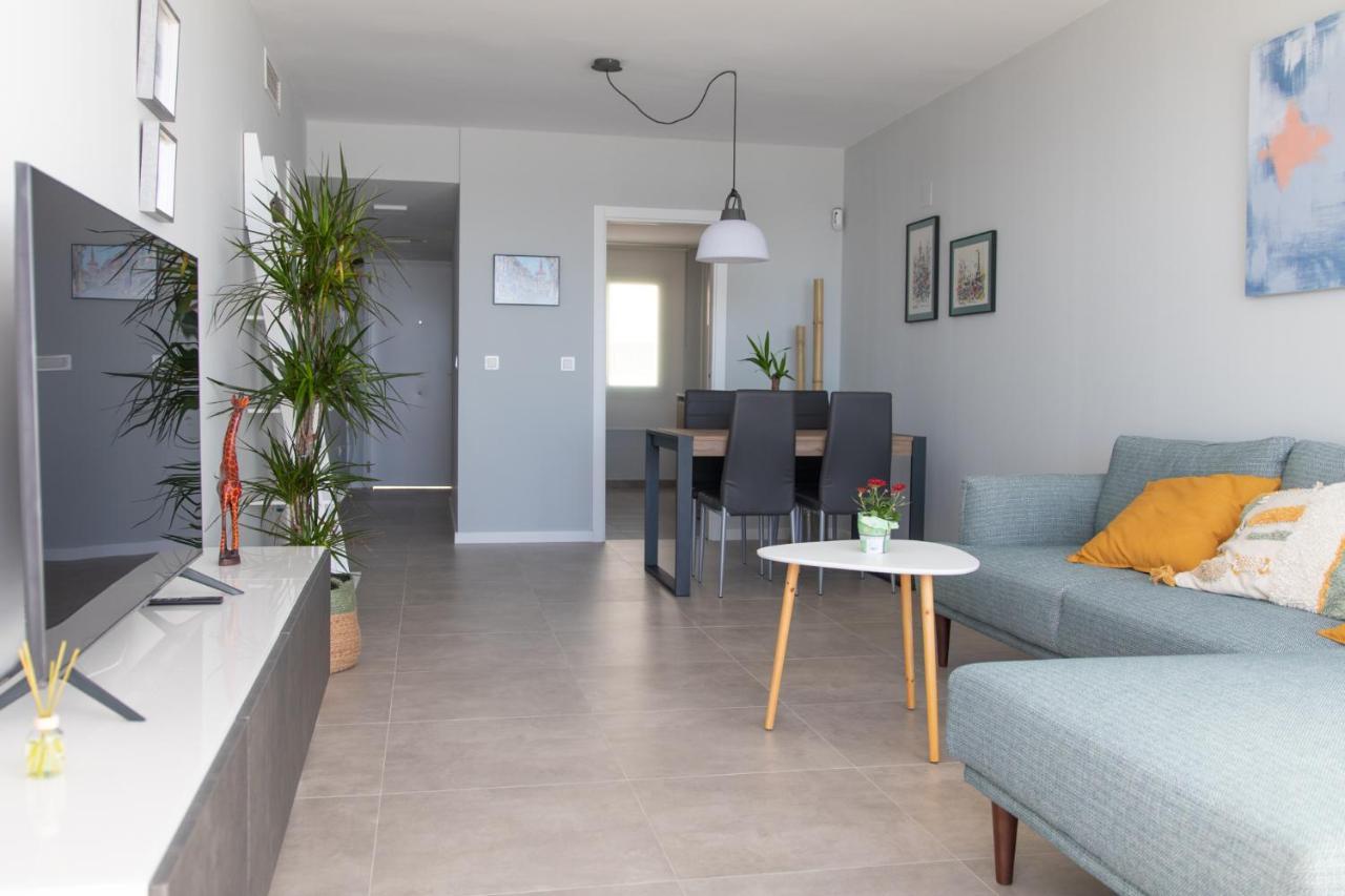 Precioso Apartamento Frente A La Playa Con Piscina 모야카 외부 사진