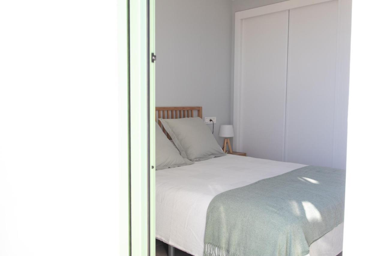 Precioso Apartamento Frente A La Playa Con Piscina 모야카 외부 사진
